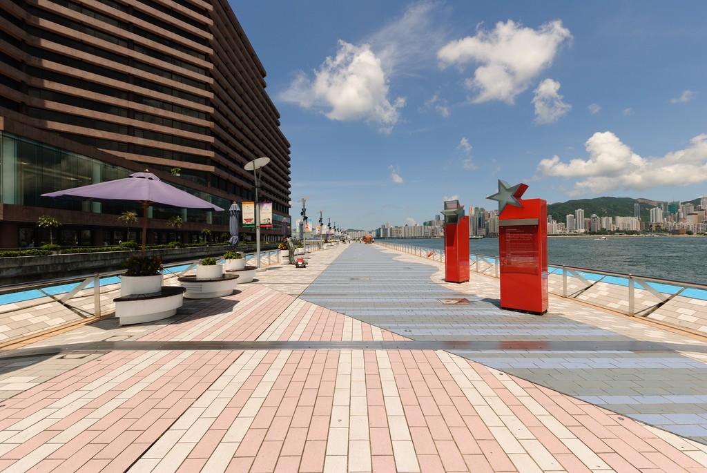 Avenue of Stars in Tsim Sha Tsui Promenade 