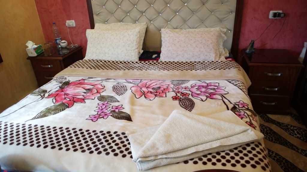 Premium bed in the Honeymoon Suite